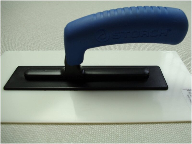 Plastikinė stačiakampė glaistyklė STORCH 1